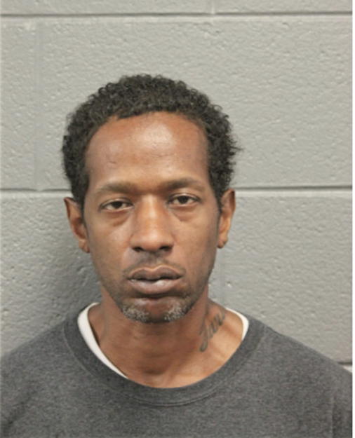 TREMAINE M ROBERTS, Cook County, Illinois