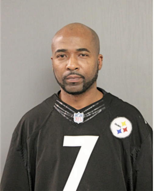 RENALDO D SHAVERS, Cook County, Illinois