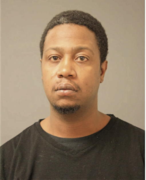 KELVIN L WOODS, Cook County, Illinois