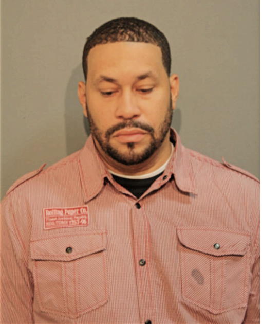ORLANDO ROBERTS, Cook County, Illinois