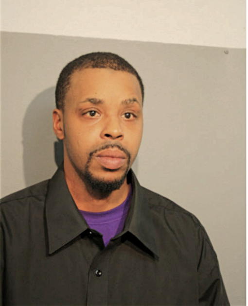 TRAVIS D WALKER, Cook County, Illinois