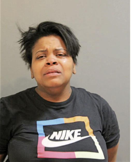 KENIA WOODEN, Cook County, Illinois