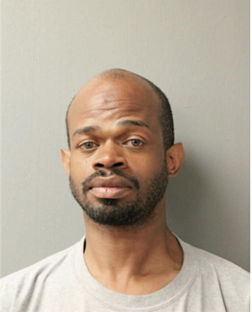 ANTWOIN M WOODS, Cook County, Illinois